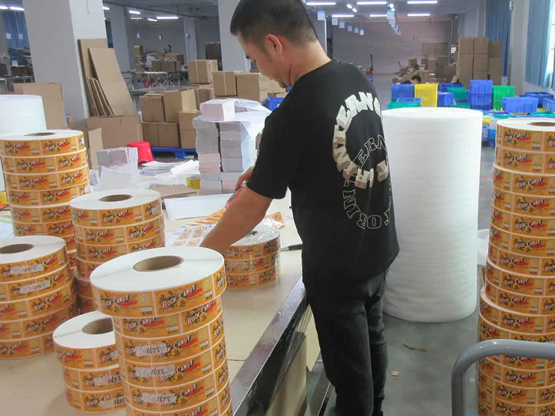 Secure & Neutral Packaging